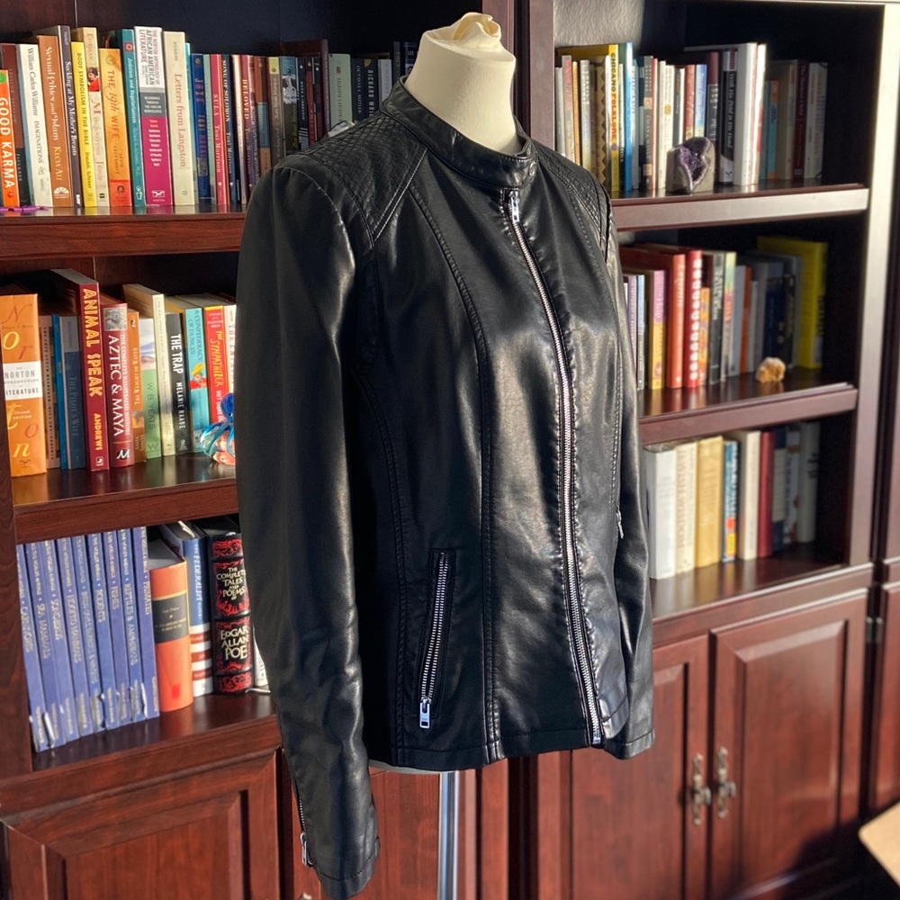 SALE!! Black vegan leather Moto jacket like new!